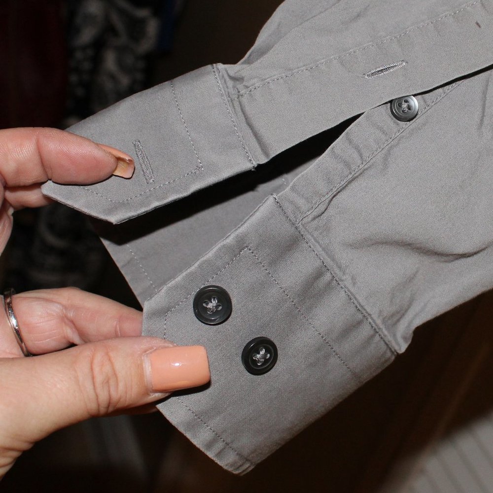 Express solid grey button up - Picture 2 of 6